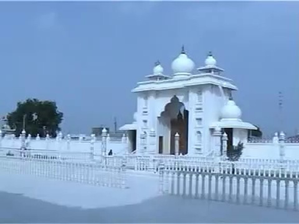 Param Pita Se Pyar Nahi, Rahe Sudhh Vyavhar Nahi-Jai Gurudev
