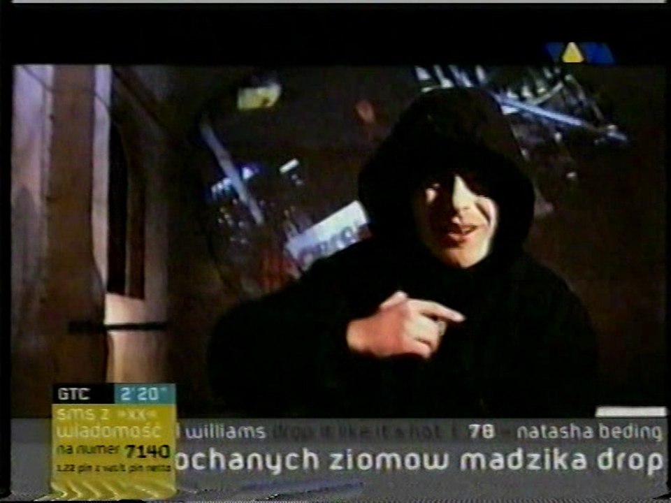 Greenjolly + Ascetoholix + Duże Pe ... - Jest nas wielu - NEW - [VIVA POLSKA] (GET THE CLIP) ---> Ilove viva plus