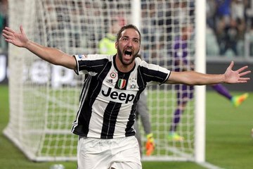 Gonzalo Higuain 1st gol- Empoli vs Juve