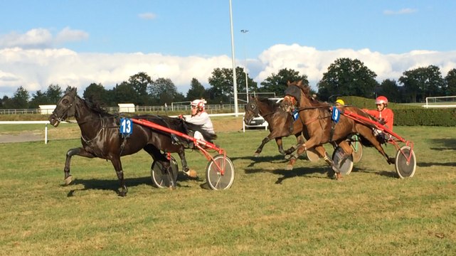 La foule aux courses hippiques