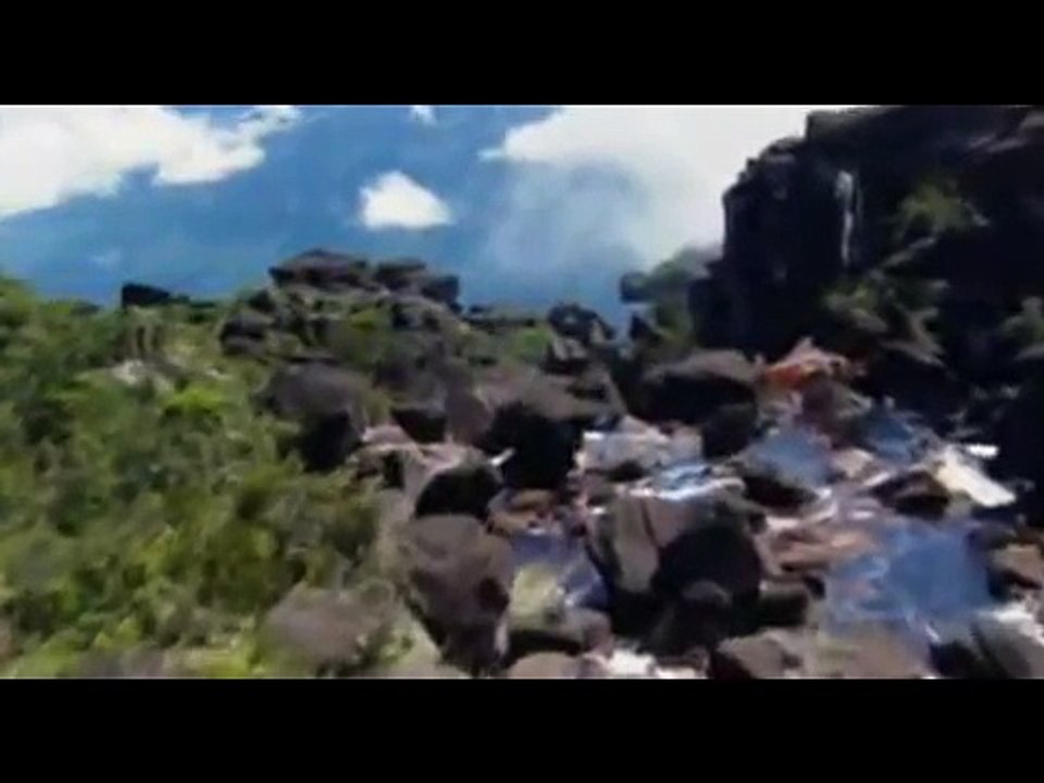 A Beautiful Video Of the Tallest Water fall on Earth- Angel Falls