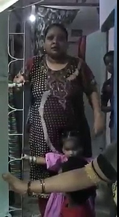 Woman vs polio workers