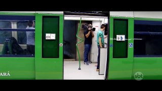 Menina Fantasma Ataca no Metrô (Scary Ghost Subway Prank) - [Pegadinha - Câmera Escondida]