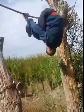 Müthiş Gösteri Yapan Yaşlı Adam