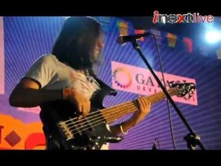 Shibani Kashyap rocks Dandiya night in Agra