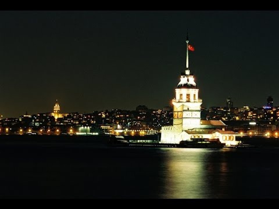 Venhar SAĞIROĞLU İle Her Telden Ebruli & Ümit Yaşar OĞUZCAN - İstanbul Yoktu Sen Olmasaydın