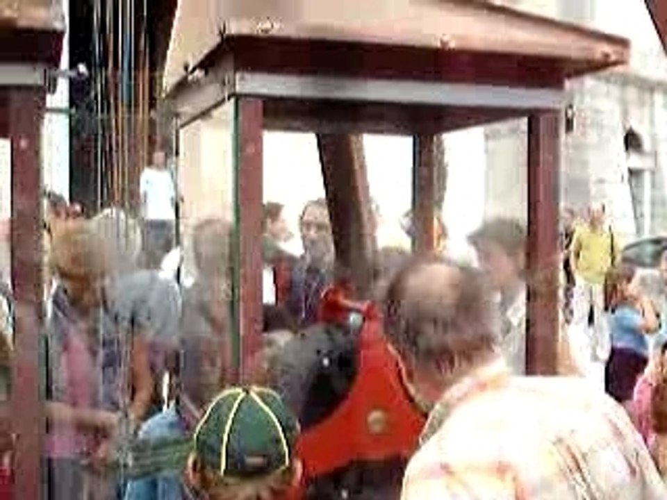 Viaç te val dal timp - Orloi cul carillon