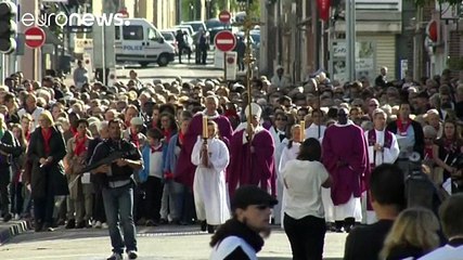 اعادة افتتاح "سان إتيان دو روفرية" بعد شهرين على عملية ذبح كاهنها