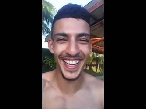 Boef Heeft Glas In Zijn Gezicht & Legt Uit Waarom Er Geen Vlog Online Is
