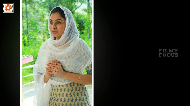 Andrea Jeremiah Stills From Thoppil Joppan Malayalam Movie || Mammootty - Filmyfocus.com