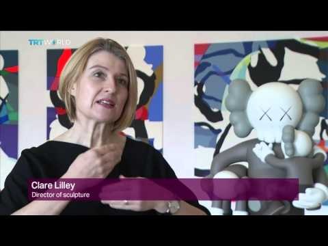 Showcase: KAWS on gigantic cartoon sculptures