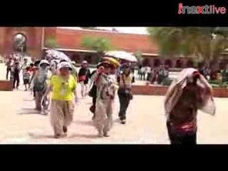 Tourists feel the heat at Taj