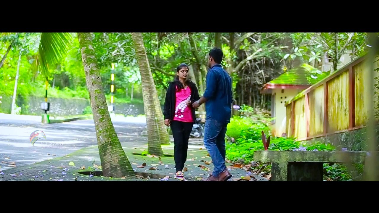 Unique Kerala wedding - Jinz with Mariya