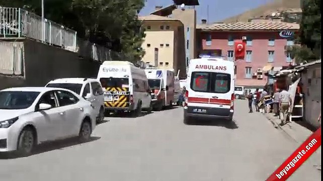 Hakkari'de hain tuzak: 2 şehit, 1 yaralı