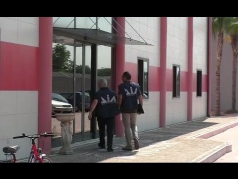 Aversa (CE) - Camorra, confiscati beni per 11 milioni a imprenditore edile (27.09.16)