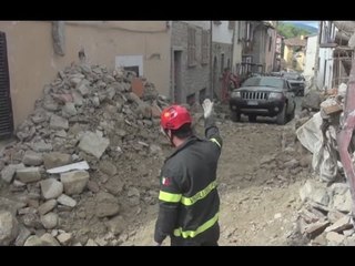 Amatrice (RI) - Terremoto, ripristino sede stradale (19.09.16)