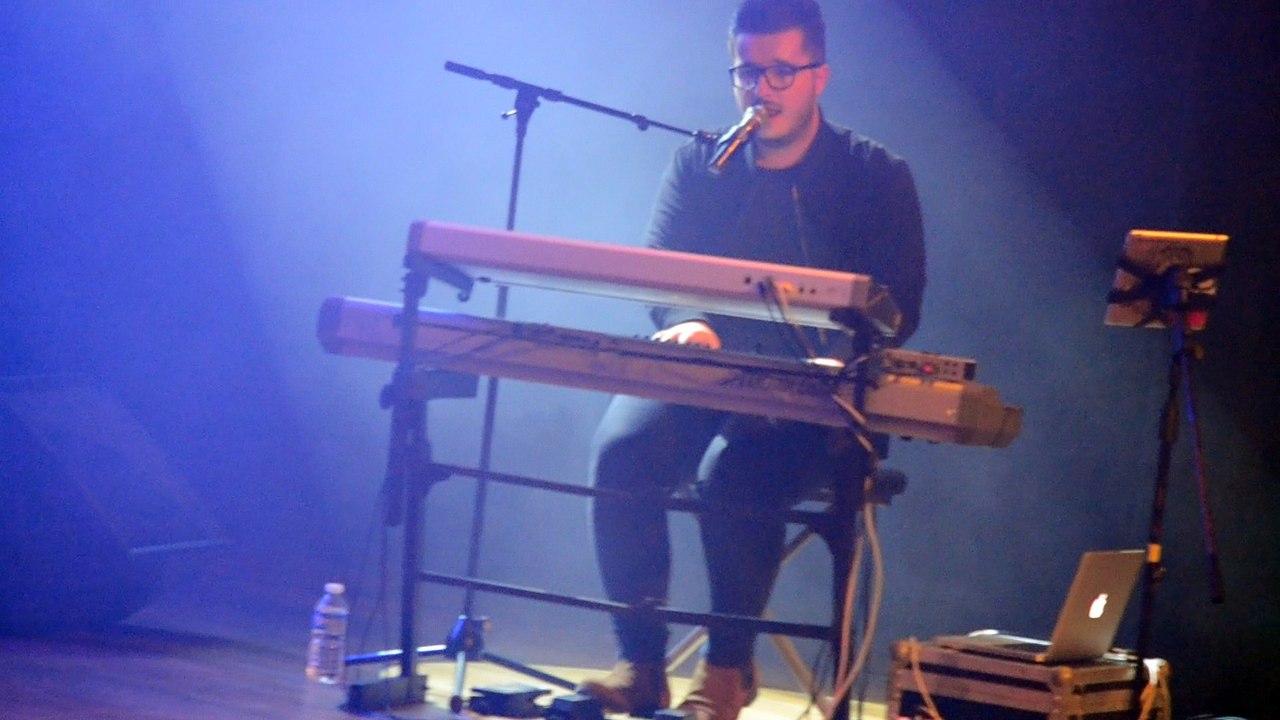Olympe (Best of tour des artistes des émissions The Voice, samedi 1er octobre 2016 au Castel)