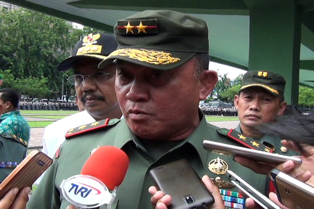 MEDAN - 2000 PERSONIL TNI POLRI  AMANKAN KEDATANGAN JOKOWI - PART 3