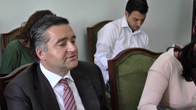 Report TV - Klosi:70% e të rinjve që mbarojnë arsimin profesional, punësohen