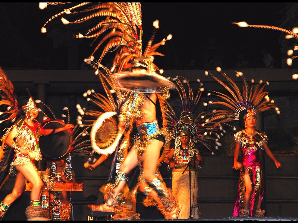 ©HDdiaporama Danse du Feu Aztèques Pensées Photo&Photo-peinture Anciaux Martine Thomas André©