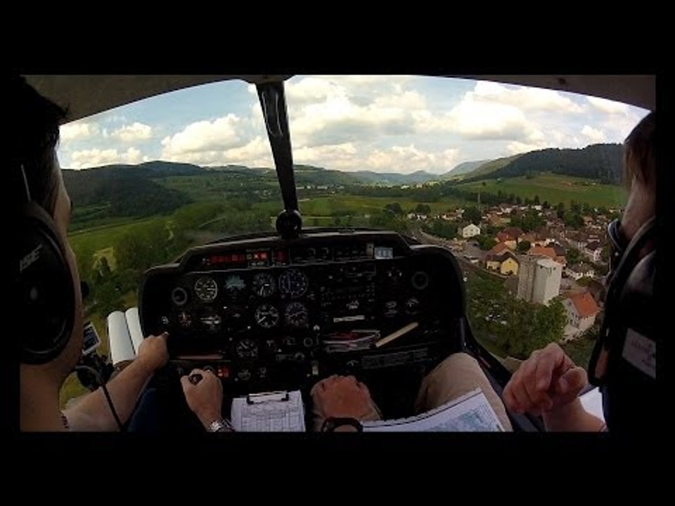 Yverdon aérodrome LSGY - intégration et simulation d'atterrissage a Motier LSTO