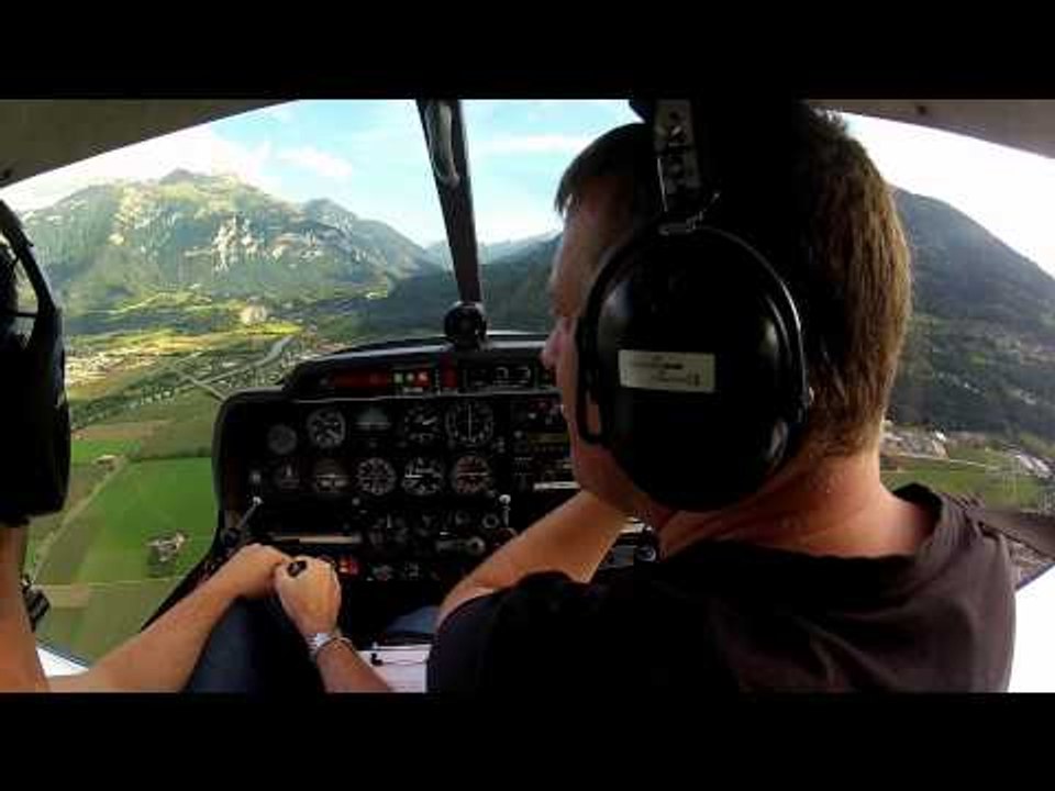 Yverdon aérodrome LSGY -  atterrissage sur l'aérodrome de Bex LSGB
