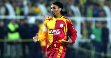 Rigobert Song'un Doktoru: Durumunda Pozitif İlerleme Var, Fransa'ya Götüreceğiz