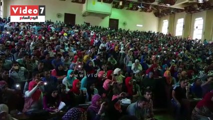 طلاب جامعة القاهرة يحتفلون ببداية الدراسة على أنغام الموسيقى