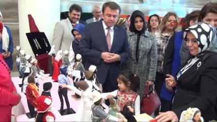 Kahramanmaraş'ta Ahşap Oyuncak ve Kitre Bebek Sergisi