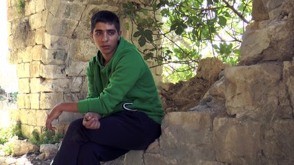 الفيلم الوثائقي اخي من خلف الجدار