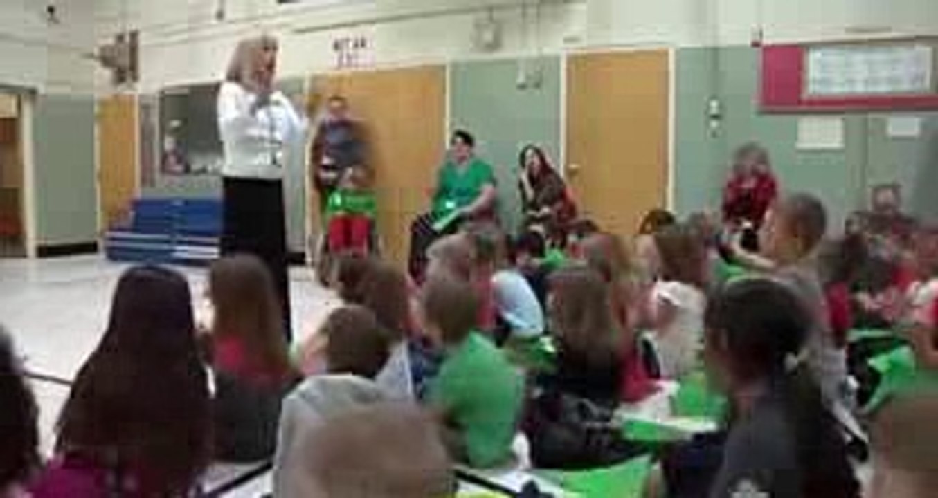 Military Mom Returns Home to Surprise Her Children