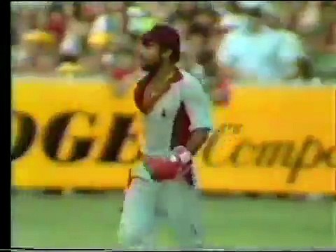 SPORTS WORLD,ANDY ROBERTS - INCREDIBLE WEST INDIES FAST BOWLER
