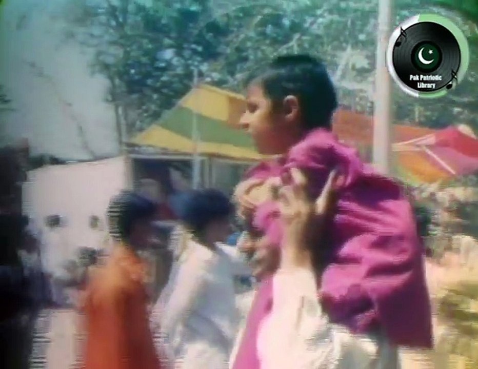 Aye Pyare Logo Sajday Mai Jaa Ke By Naheed Akhter & Shaukat Ali