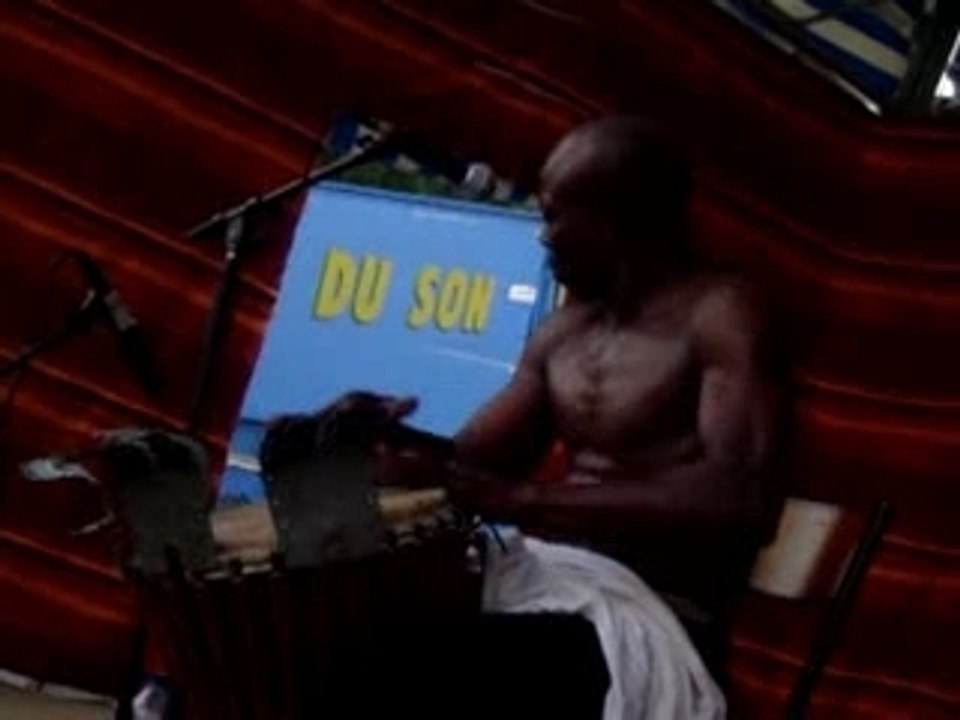 9 ème FETE AFRICAINE 12 AOUT 2007 PART1