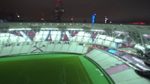 Monter de nuit sur le toit du stade Olympique de Londres... Impressionnant