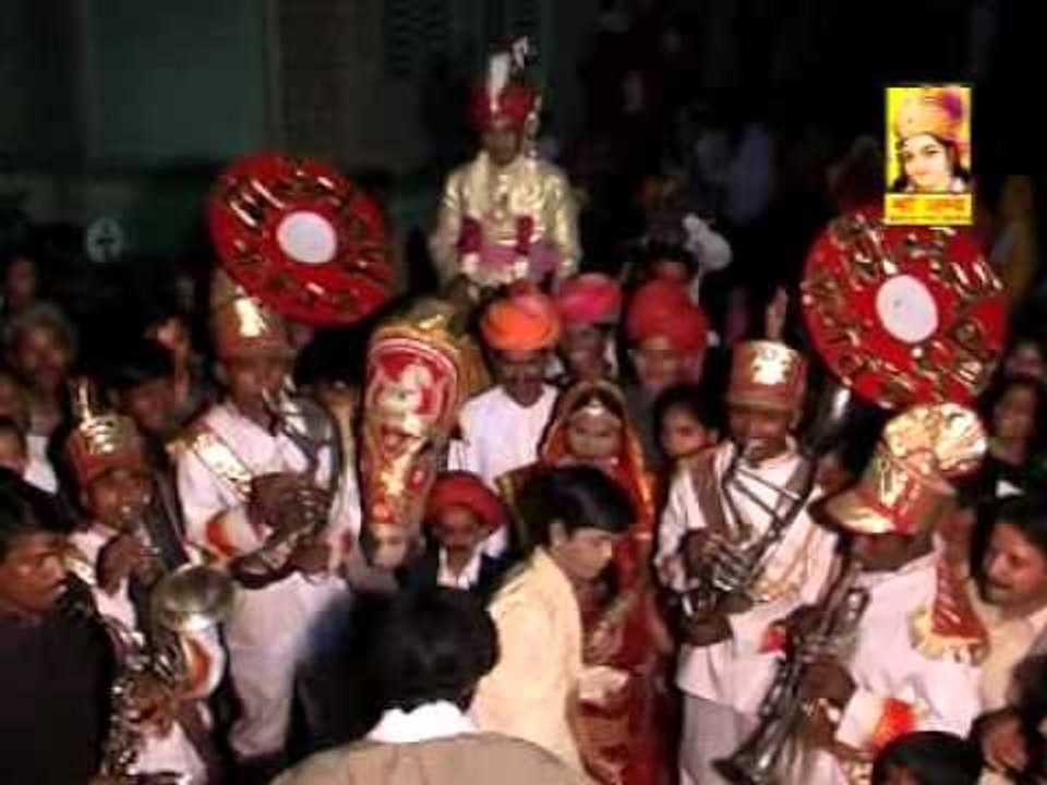 Dhom Pade Dharti Tape - Banna Geet - Rajasthani Folk Songs