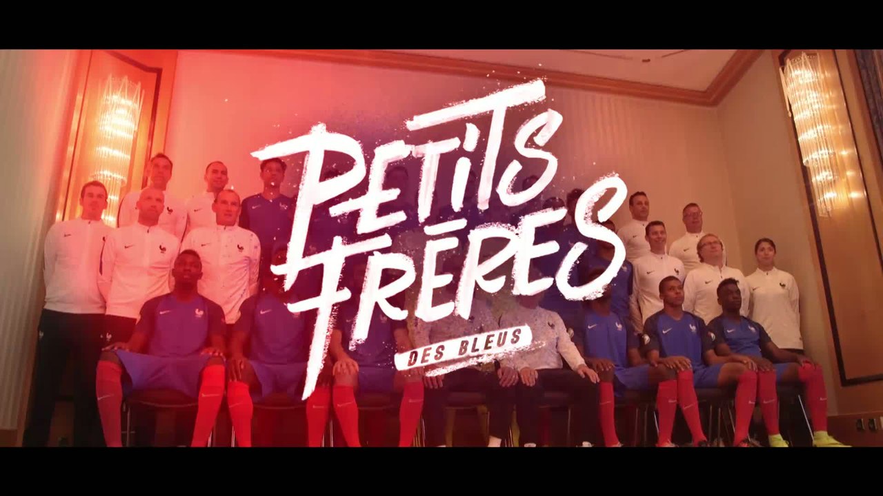 L'ÉQUIPE EXPLORE - FOOT : PETITS FRÈRES DES BLEUS, générique
