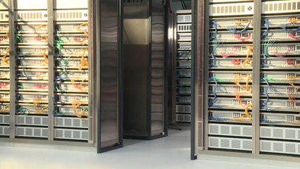 Chanel présente sa collection "connectée" Printemps/Eté 2017