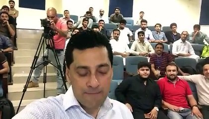 Faisal Qureshi Praising PTI Govt