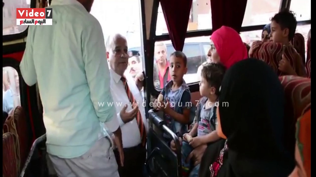 محافظ الدقهلية يستقل سيارات الأجرة لضبط السائقين غير الملتزمين بالأجرة