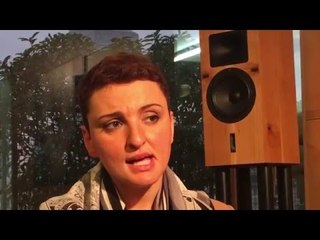 Arisa, a Sanremo 2016 con "Guardando il cielo"