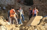 Muğla - Milas'ta Temel Kazısında Lahit Bulundu