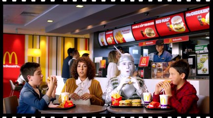 Mc Donald's - Binnur Kaya Reklam Filmi | Tipsiz Uzaylı