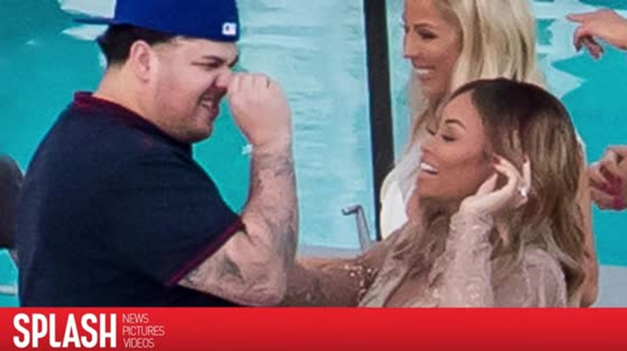 Rob Kardashian Shows Up for Baby Shower with Blac Chyna