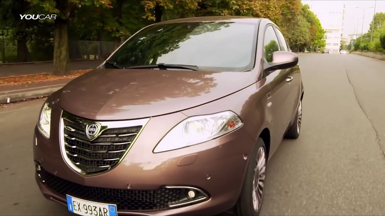 2015 Lancia Ypsilon "ELLE" edition