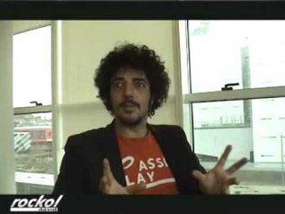 Max Gazzè ritorna con "Quindi?"