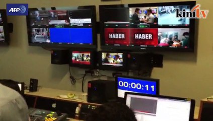 Turkey police pull the plug on pro-Kurdish TV channel while on air