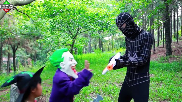 Nerf War Superhero Kids UFO Spiderman and Frozen Elsa Batman Joker Dr. Strange In real life