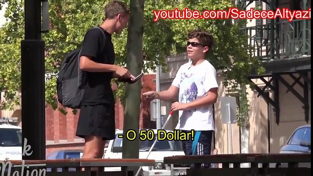 Kör bir çocuk Para Bozarsa Dürüstlük Testi (Türkçe Altyazılı Sosyal Deney)