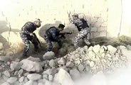 Quand les Forces armées irakiennes essayent de passer discrètement derrière un mur